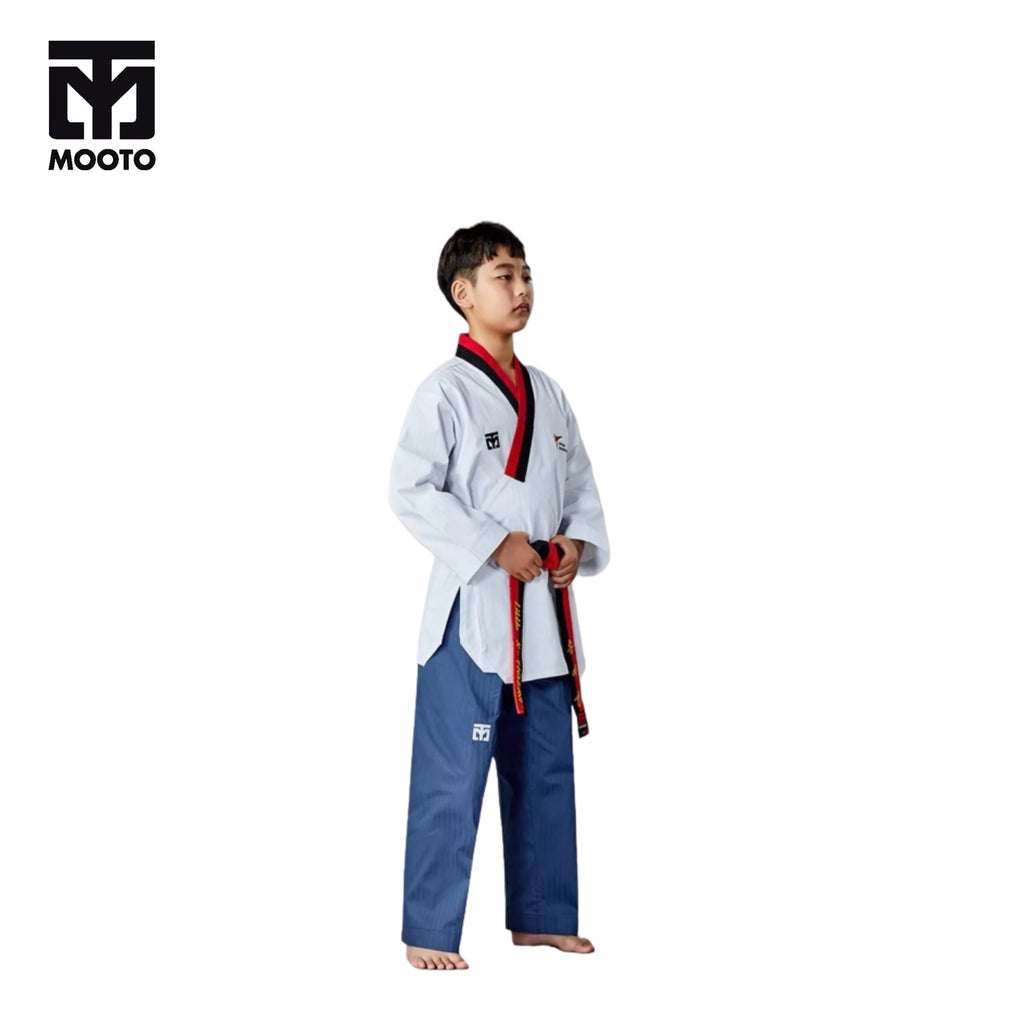 MOOTO DOBOK POOMSAE TAEBEK 2 POOM MALE (Seragam Taekwondo)